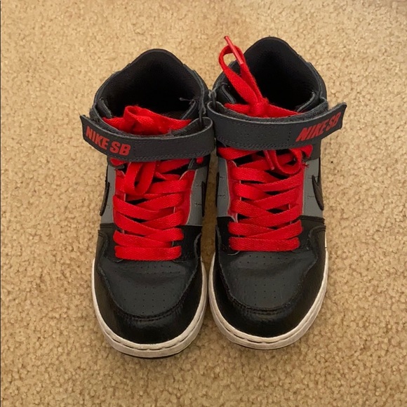 Nike SB sneakers